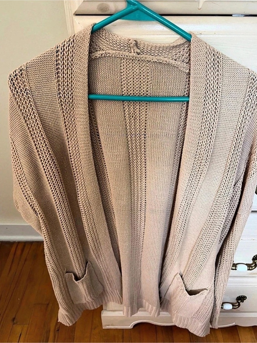 Open Front Knit Cardigan in Beige Like New
